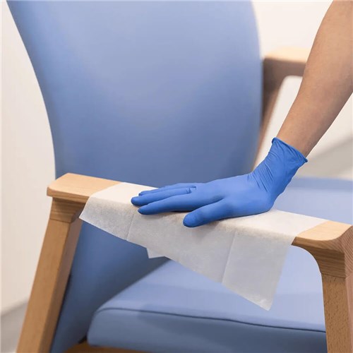 150087-clinell-universal-wipes-200-1